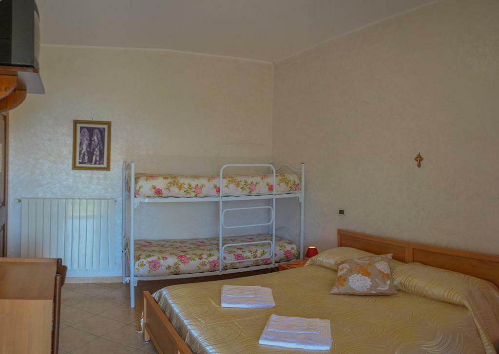 Casa Lieta Bed and Breakfast Subiaco Buitenkant foto
